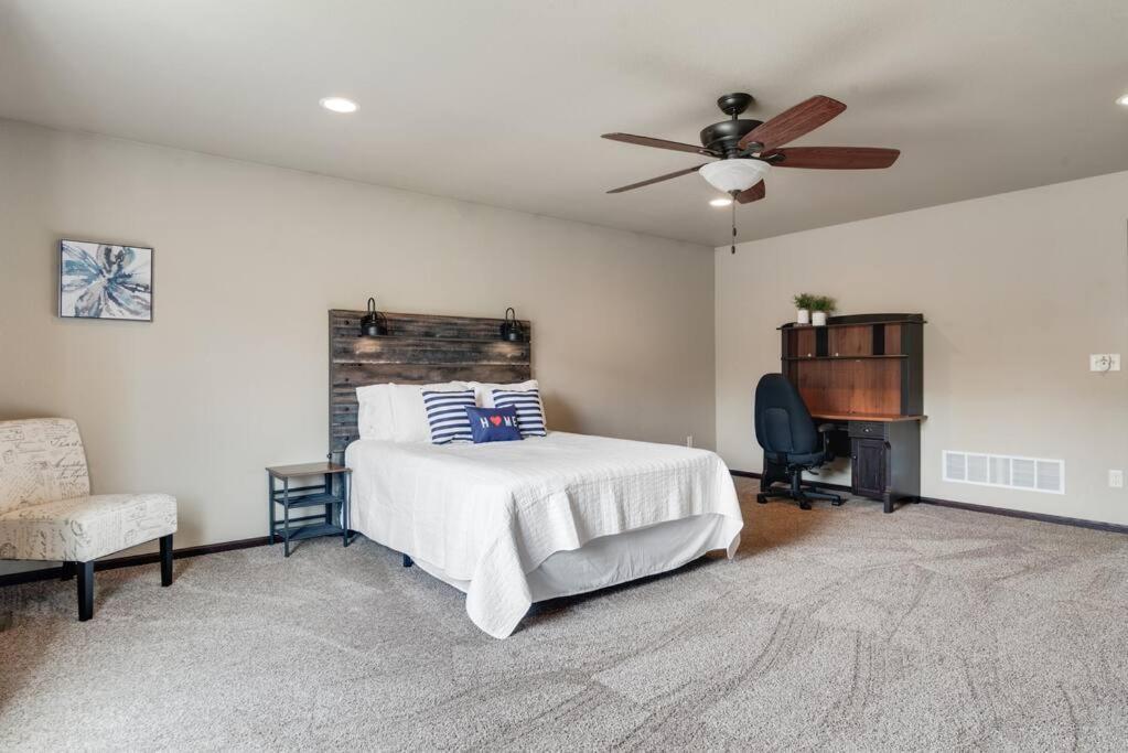 Large Home In The Most Convenient Location Rapid City Ngoại thất bức ảnh